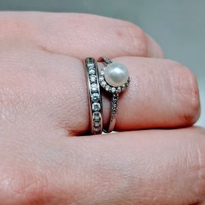 Genuine Pearl Engagement Ring 💙